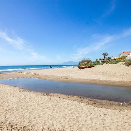 Perfectly Located Beachside Apartment In Elviria Μαρμπέλλα Εξωτερικό φωτογραφία